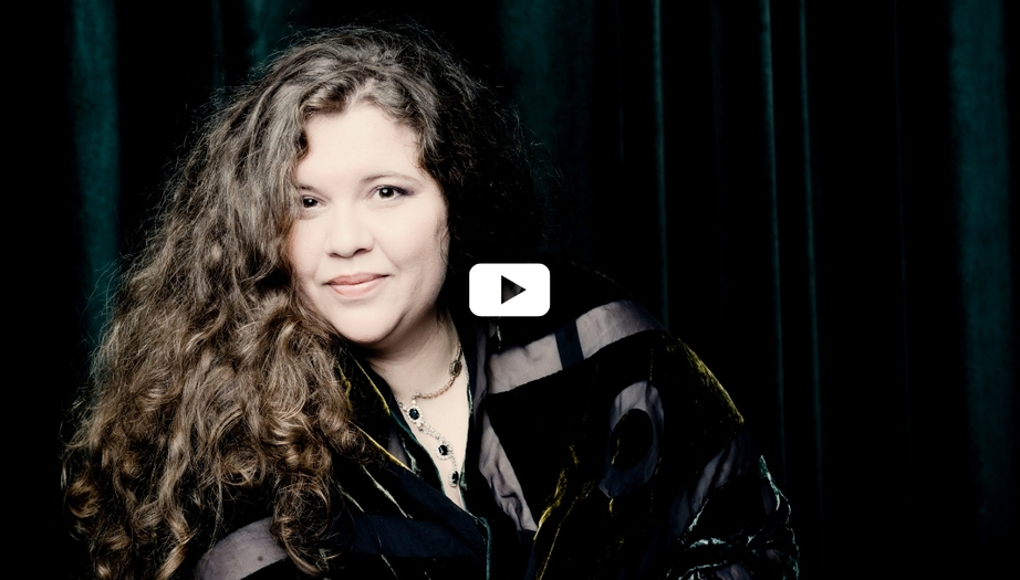 Plamena <br>Mangova 1 Mangova vignette video youtube 25 26 2 - Productions Internationales Albert Sarfati