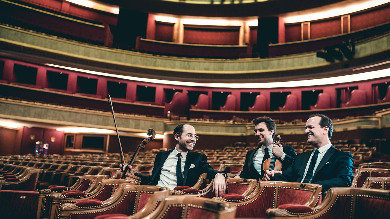 TRIO <br>CHAUSSON 9 Trio Chausson3 credit Thomas O Brien Slider autres photos artistes - Productions Internationales Albert Sarfati