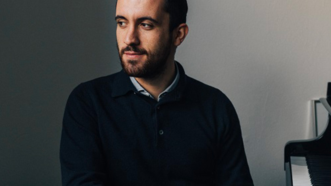 Igor-Levit-photo-Robbie-Lawrence-Full-image-complet5