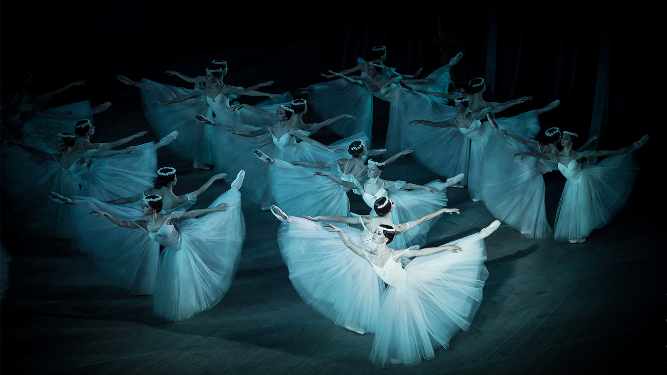 GISELLE 4 Giselle ballet Ukraine Kiev 3 Slider autres photos productions 22 23 - Productions Internationales Albert Sarfati