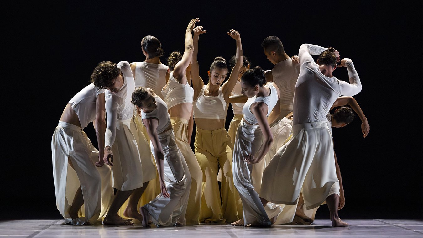 BALLET PRELJOCAJ 6 Preljocaj Torpeur2 Slider autres photos productions 23 24 Laurent Philippe - Productions Internationales Albert Sarfati