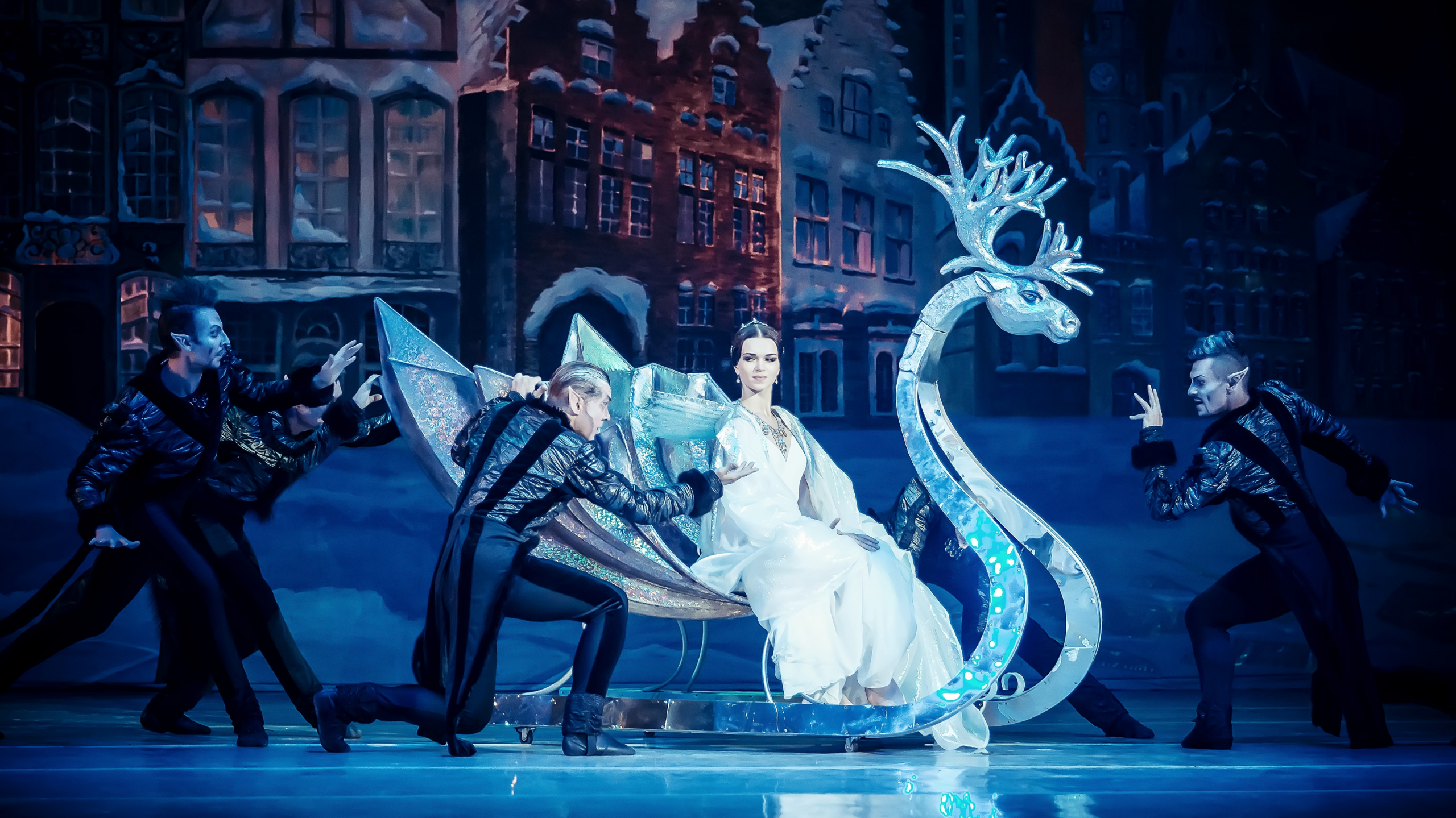 BALLET NATIONAL D'UKRAINE 2024 4 Snowqueen Reine des Neiges Ballet Ukraine slider autres photos productions 24 25 2 1 1 scaled - Productions Internationales Albert Sarfati