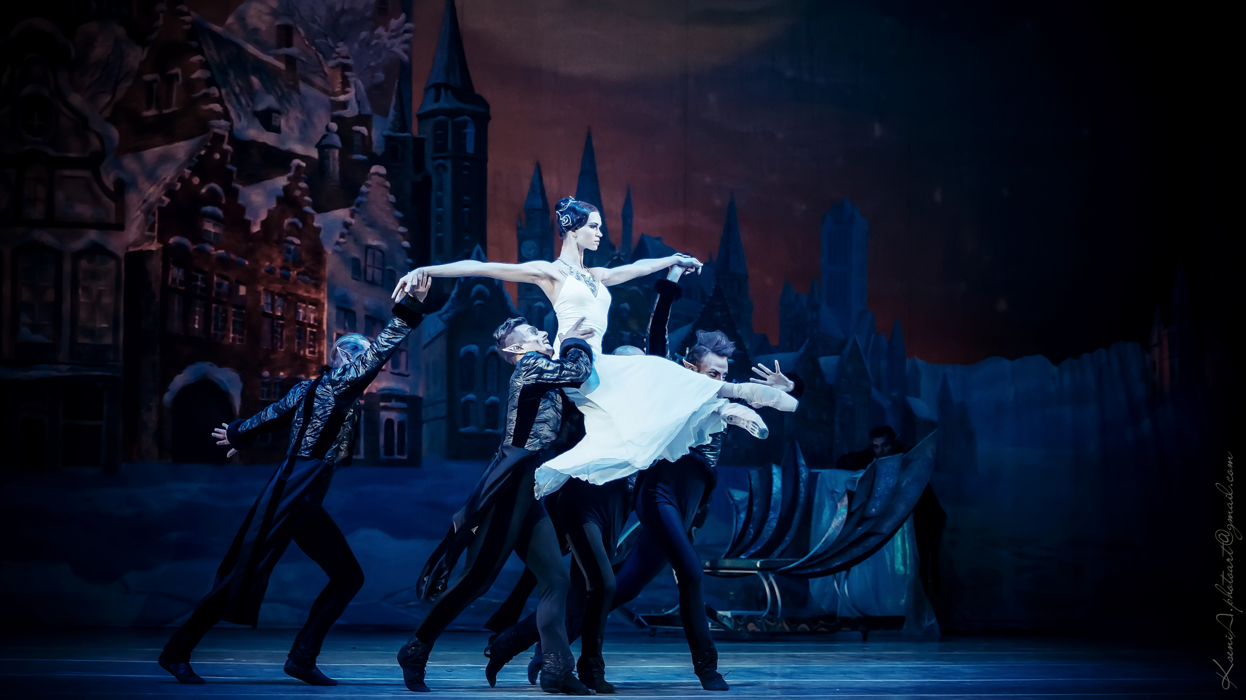 BALLET NATIONAL D'UKRAINE 2024 6 Snowqueen Reine des Neiges Ballet Ukraine slider autres photos productions 24 25 4 1 scaled - Productions Internationales Albert Sarfati