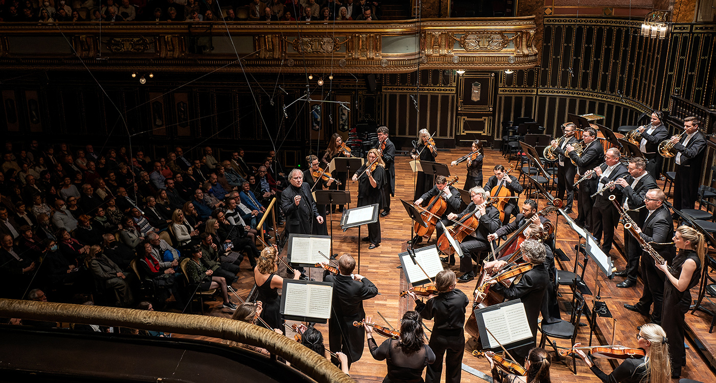 CONCERTO BUDAPEST <br>ORCHESTRA 1 Concerto Budapest Andrea Felveg sl01 - Productions Internationales Albert Sarfati