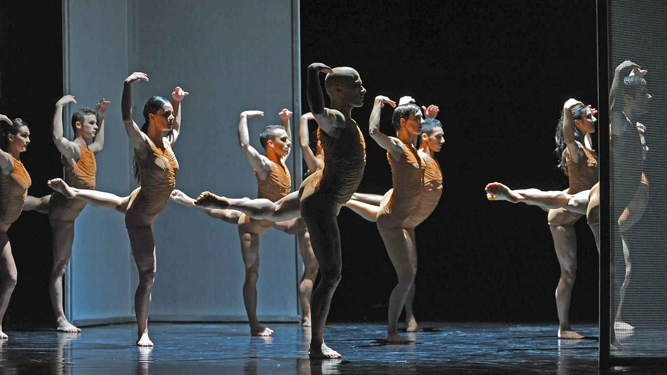 MALANDAIN BALLET BIARRITZ 6 malandain 26 27 Bolero Transcendanses PIAS 02 - Productions Internationales Albert Sarfati