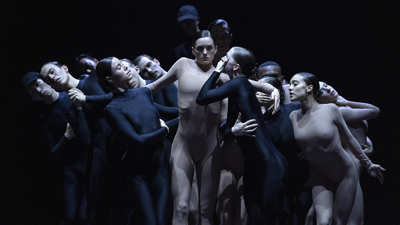 BALLET DE LYON <br>EYAL | EK 5 BalletOperaDeLyon 26 27 Transcendanses PIAS 04 - Productions Internationales Albert Sarfati