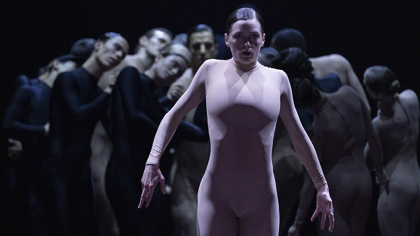 BALLET DE LYON <br>EYAL | EK 6 BalletOperaDeLyon 26 27 Transcendanses PIAS 05 - Productions Internationales Albert Sarfati